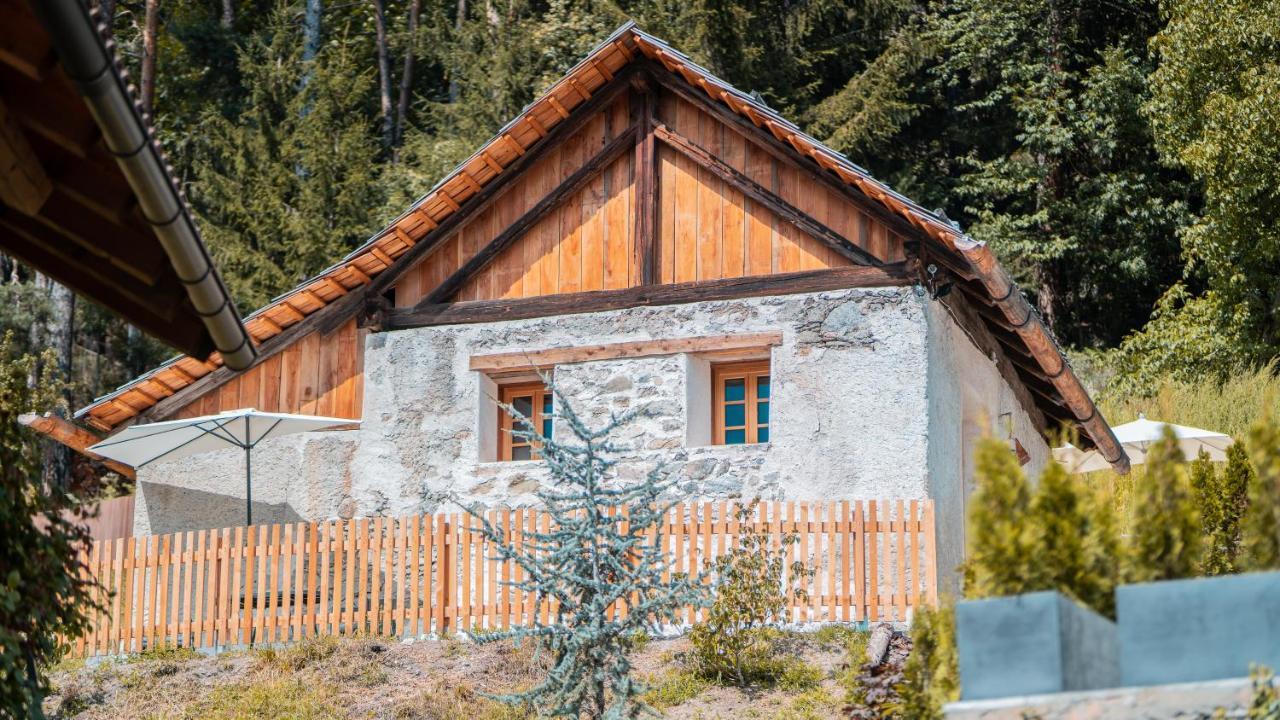 Apartments, Guest House & Historic Chalet Neuhaus San Sigismondo Esterno foto