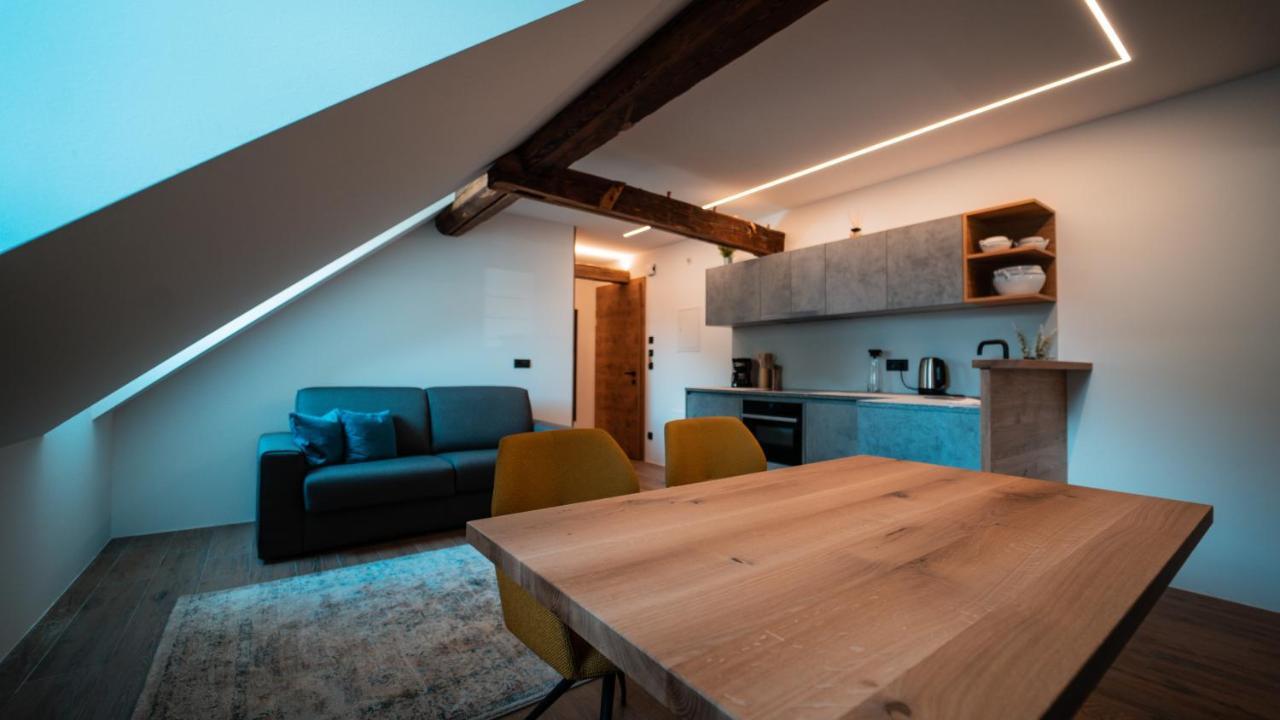 Apartments, Guest House & Historic Chalet Neuhaus San Sigismondo Esterno foto