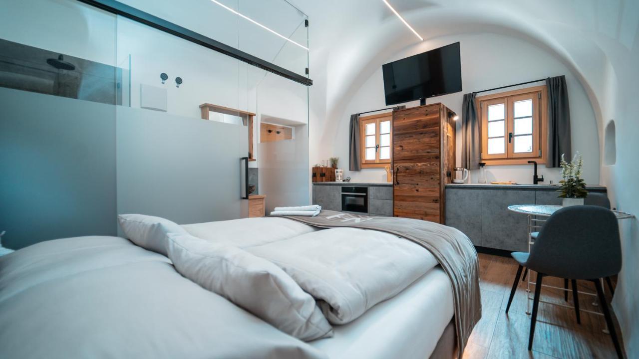 Apartments, Guest House & Historic Chalet Neuhaus San Sigismondo Esterno foto