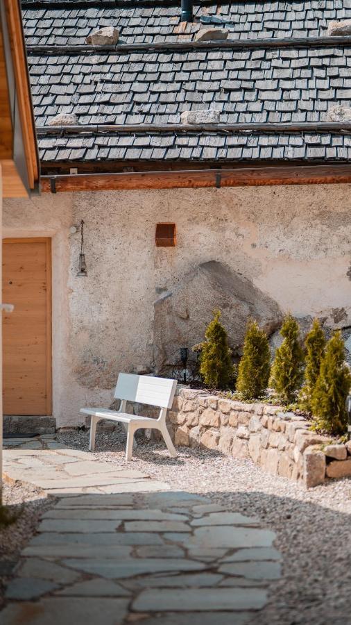 Apartments, Guest House & Historic Chalet Neuhaus San Sigismondo Esterno foto