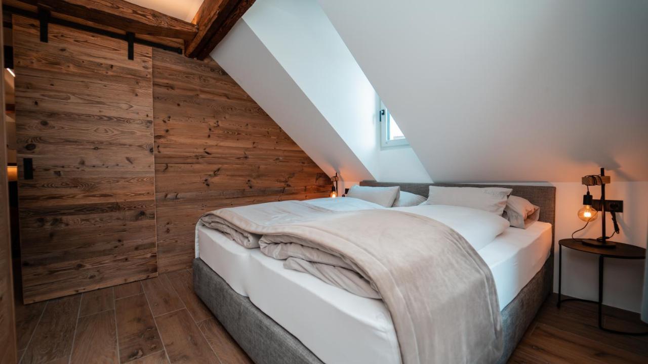 Apartments, Guest House & Historic Chalet Neuhaus San Sigismondo Esterno foto
