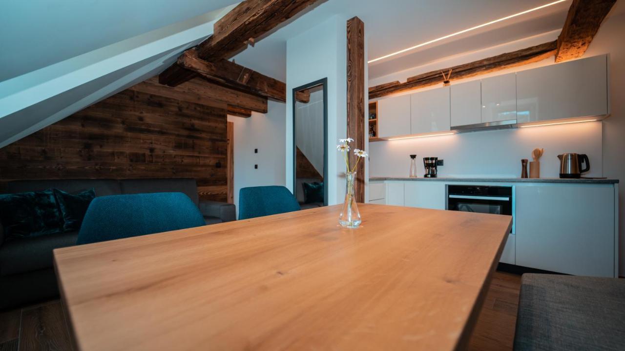 Apartments, Guest House & Historic Chalet Neuhaus San Sigismondo Esterno foto