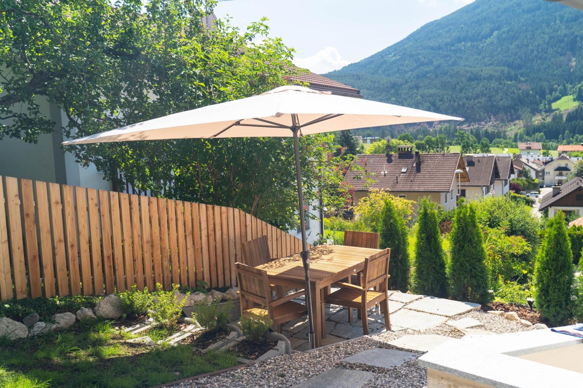 Apartments, Guest House & Historic Chalet Neuhaus San Sigismondo Esterno foto