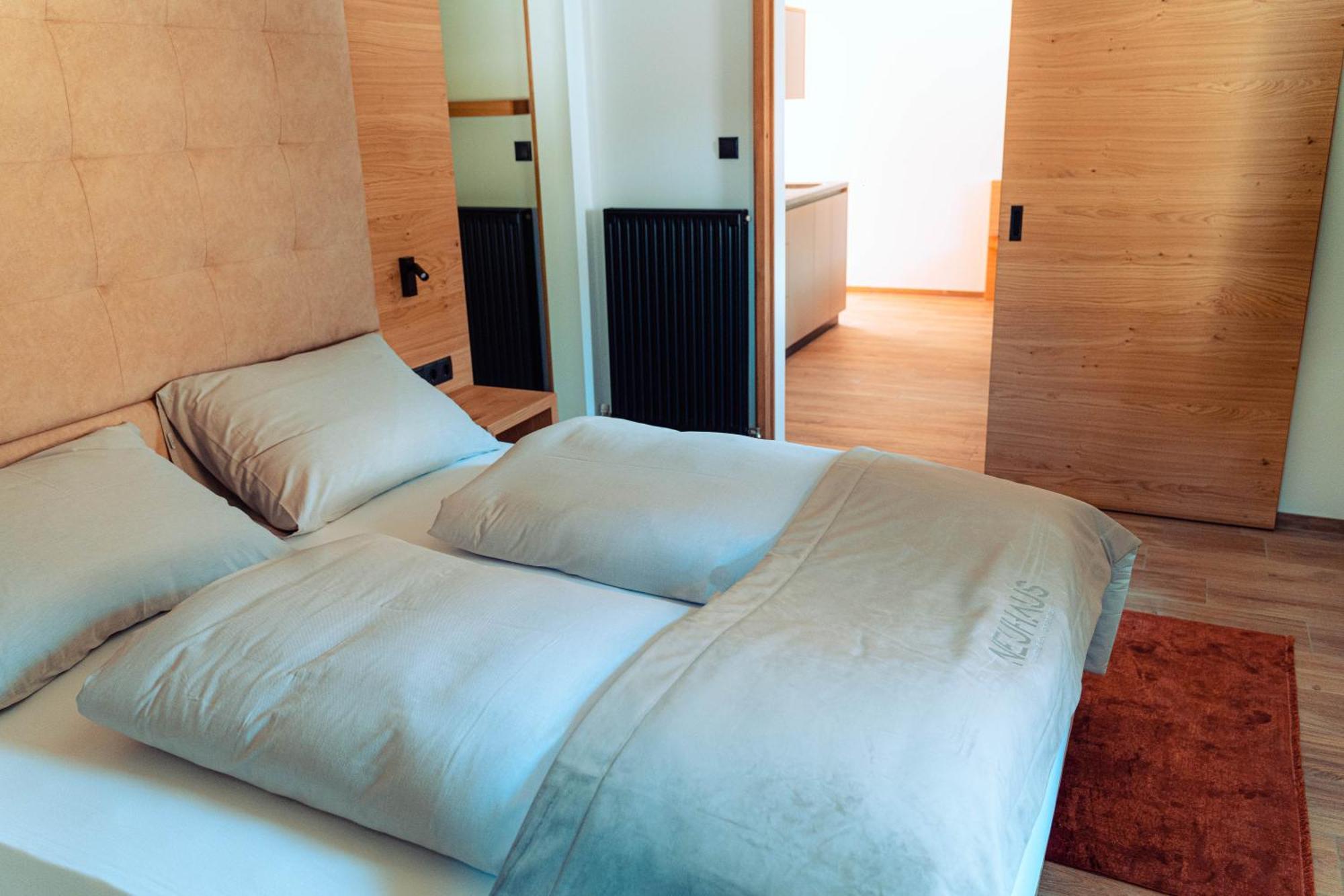 Apartments, Guest House & Historic Chalet Neuhaus San Sigismondo Esterno foto